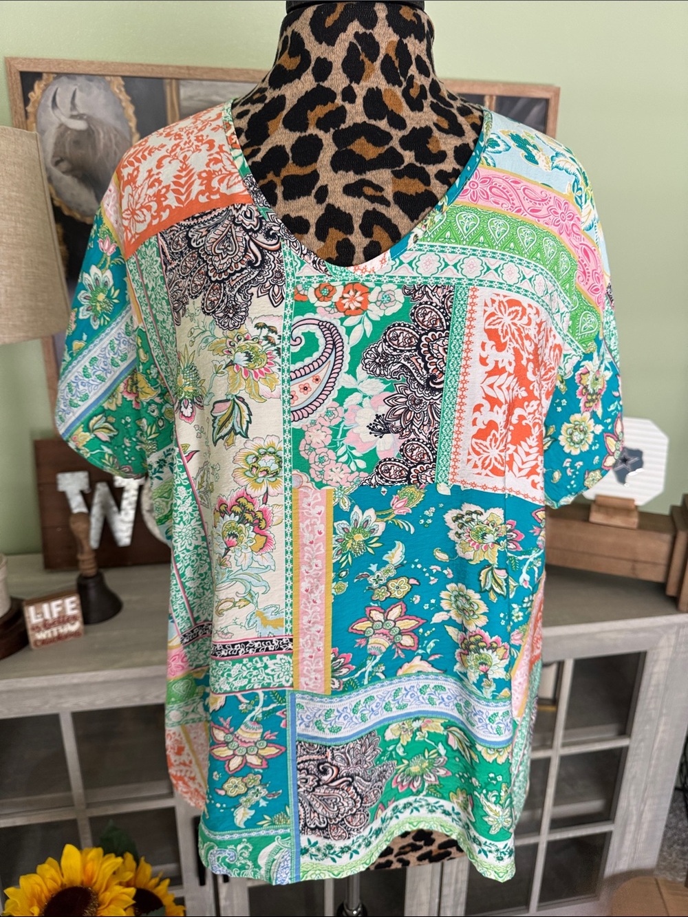Vibrant Patchwork Floral V-Neck Top - Teal, Coral, Pink Sz L